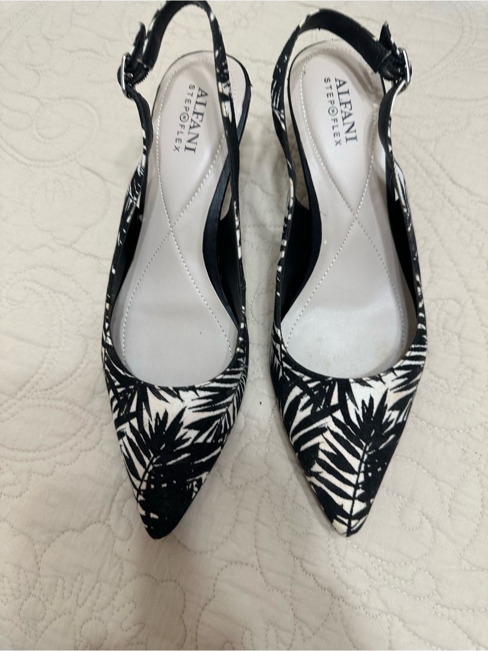 Alfani Black/White Women’s Heels - Elegant Two-Tone Tropical Design Size 8M